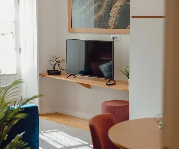 River Eyes At Πόρτο