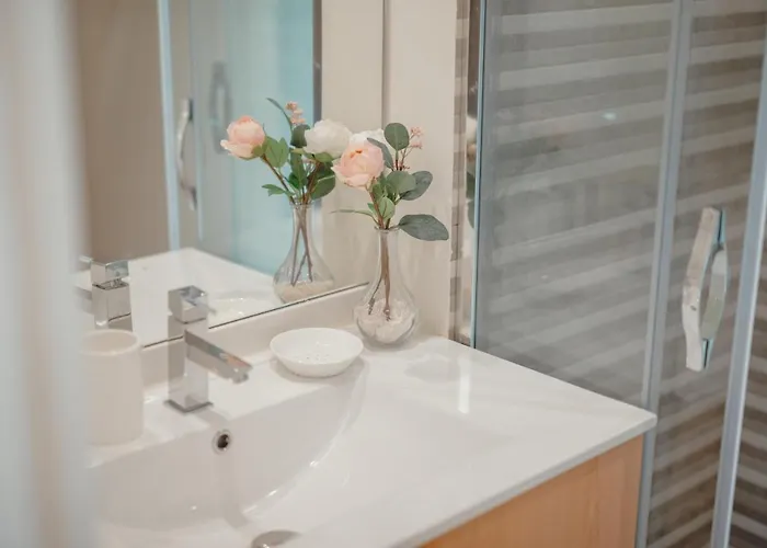 River Eyes At 포르투