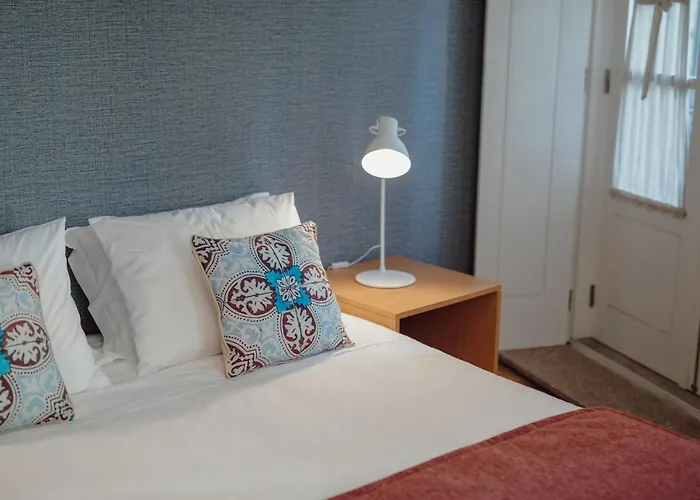 River Eyes At 포르투