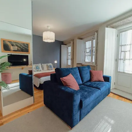 River Eyes At Apartment Porto